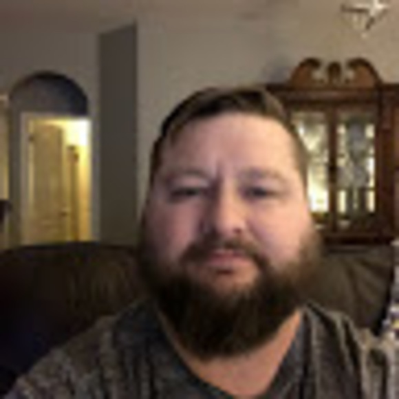 Profile Picture of Matthew Starling (@mattstarling) on Poshmark