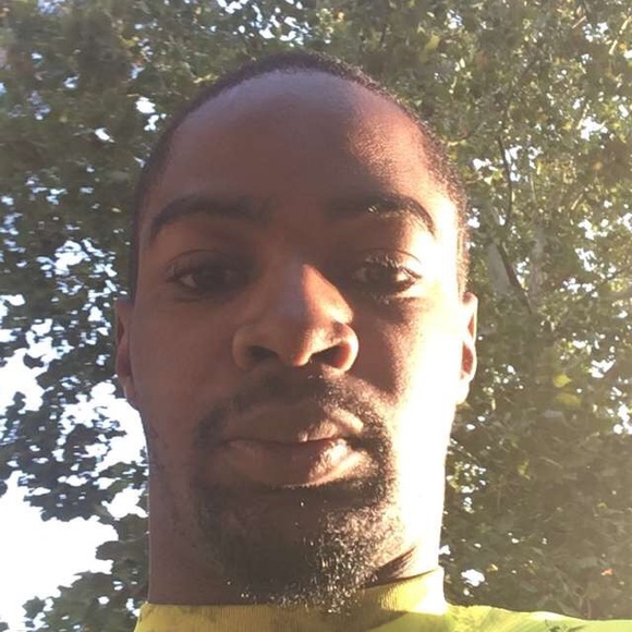 Profile Picture of Jesston Morris (@jayywrekk) on Poshmark