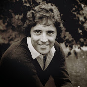 Profile Picture of Sacha Distel Officiel (@SachaDistelOfficiel) on Youtube