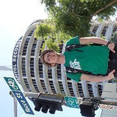 Profile Picture of Andrew Charron (@andyc157) on Twitter