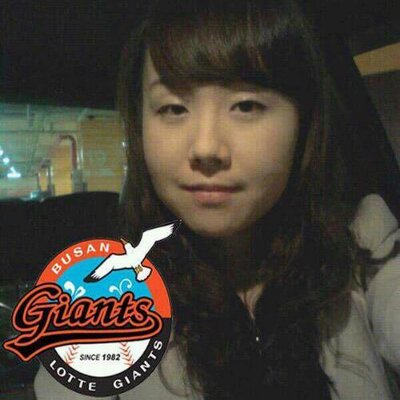 Profile Picture of Bae Jeong Mee (@The_lemontree) on Twitter