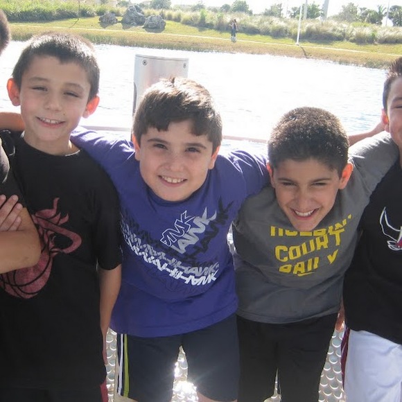 Profile Picture of Tyler Shirley (@tyler_shirley) on Poshmark