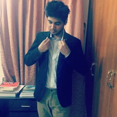 Profile Picture of Akash  Tiwari (@skyteen0601) on Twitter