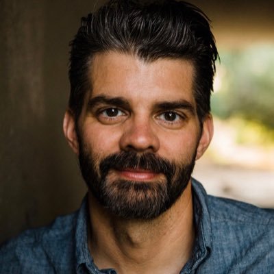 Profile Picture of Bryce Morrow (@Selfies_w_Signs) on Twitter