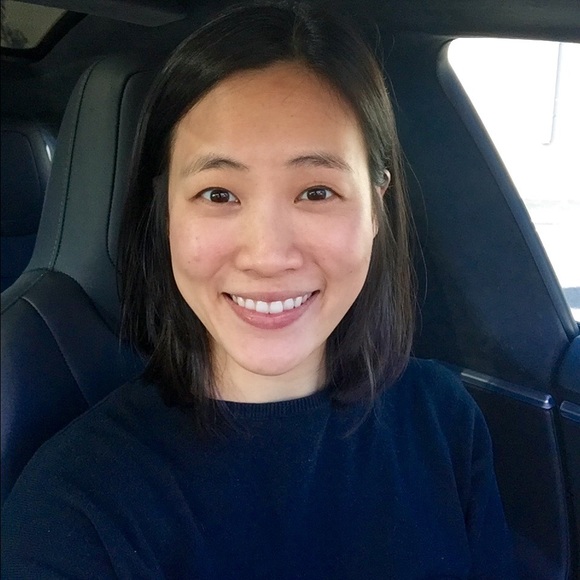 Profile Picture of Angela Gahng (@agahng) on Poshmark