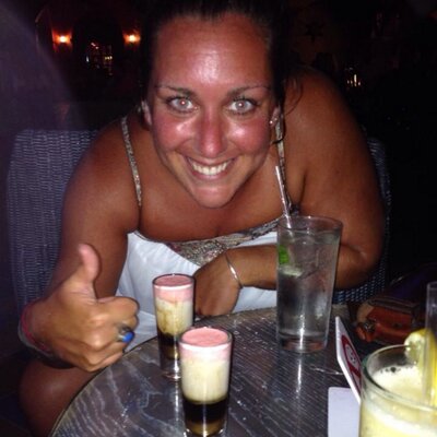 Profile Picture of Ruth Jones (@40Ruthie) on Twitter