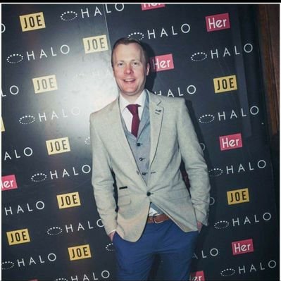 Profile Picture of Tony Moran (@MonyToran) on Twitter