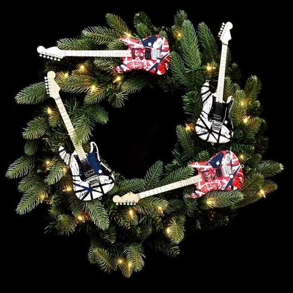 Profile Picture of Eddie James (@reverendcaw) on Poshmark