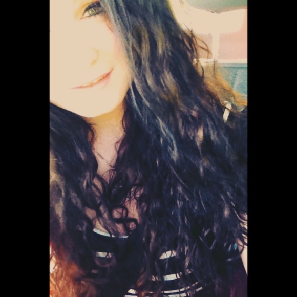 Profile Picture of Kayla Chopper (@kaynic38) on Poshmark
