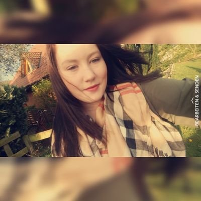 Profile Picture of Anna Schoroth (@annamelone16) on Twitter