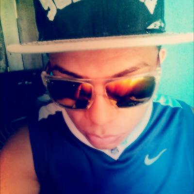 Profile Picture of Edwin Rocha (@agrocha15) on Twitter