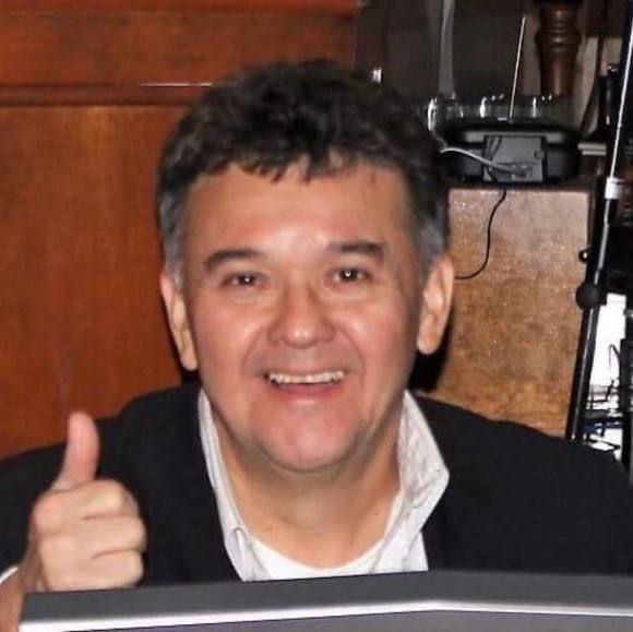 Profile Picture of Yoyito Menoscal (@yoyitomenoscal) on Poshmark