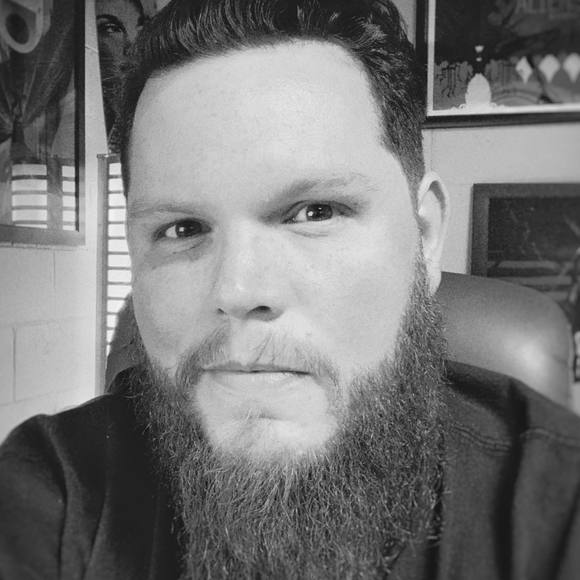 Profile Picture of Travis Stevens (@travisimo) on Poshmark