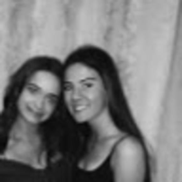 Profile Picture of Lily Claney (@lclaney23) on Poshmark