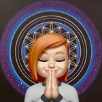 Profile Picture of Alena Lo-Rez (@flower.oflife_art) on Instagram