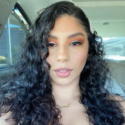 Profile Picture of KIM (@KimberlyRuby) on Twitter