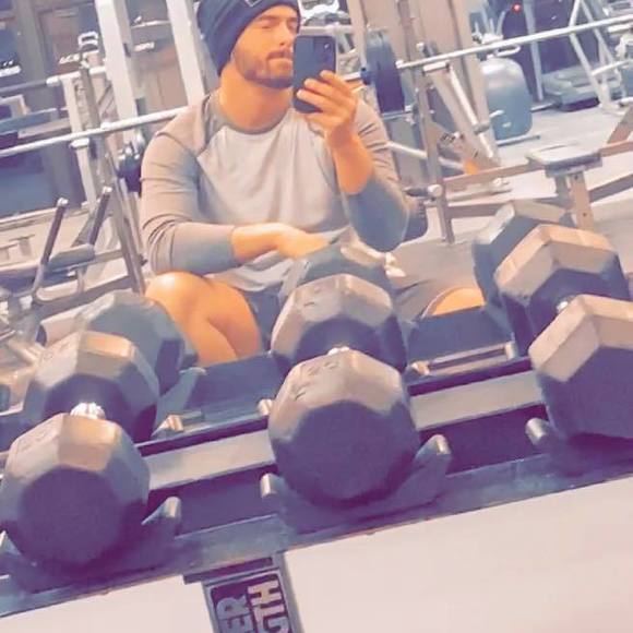 Profile Picture of Matthew Shotts (@matthewshotts) on Poshmark