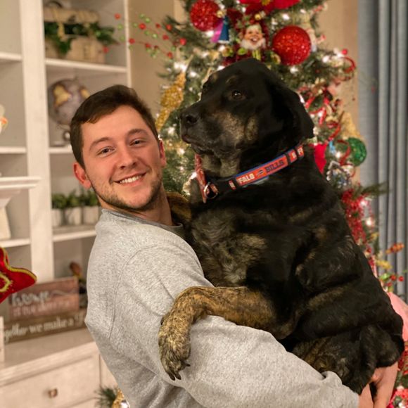 Profile Picture of Nick Nagowski (@nagowskin) on Poshmark