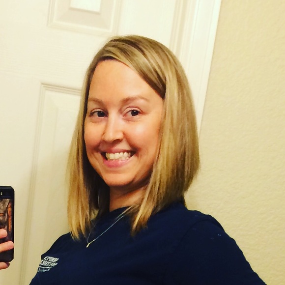 Profile Picture of Jamie Scheffler (@jamiescheff) on Poshmark