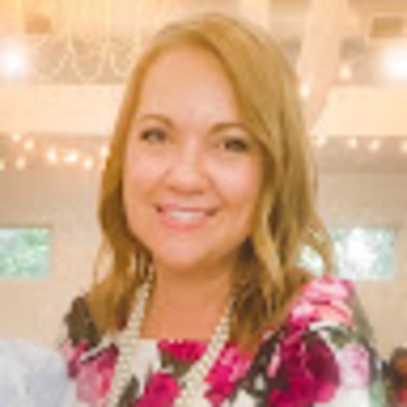 Profile Picture of Tammy Cragg (@tammykcragg) on Poshmark
