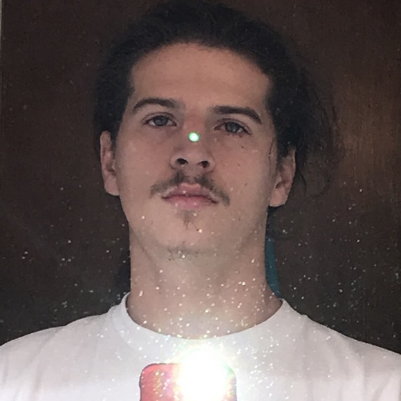 Profile Picture of Joseph Requejo (@tsbeshdtcm) on Poshmark