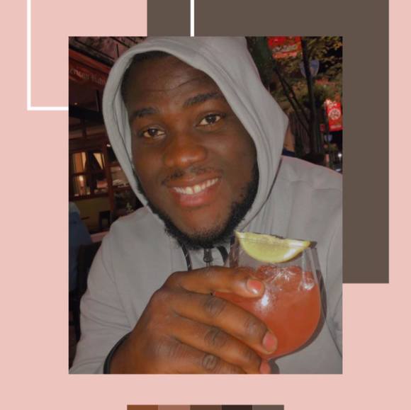 Profile Picture of Fallah Popeh (@fallahpopeh) on Poshmark