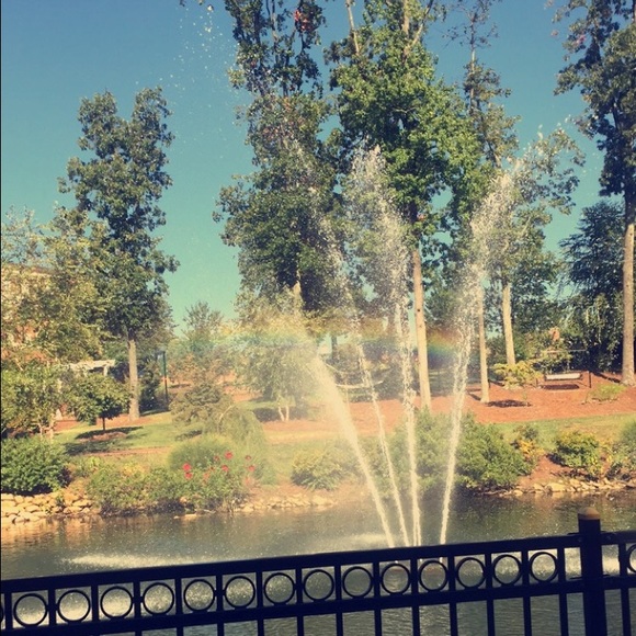 Profile Picture of Loren Jones (@vballchic26) on Poshmark