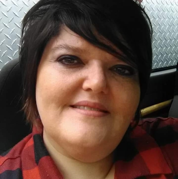 Profile Picture of Rebecca Mayall (@rmayhall78) on Poshmark