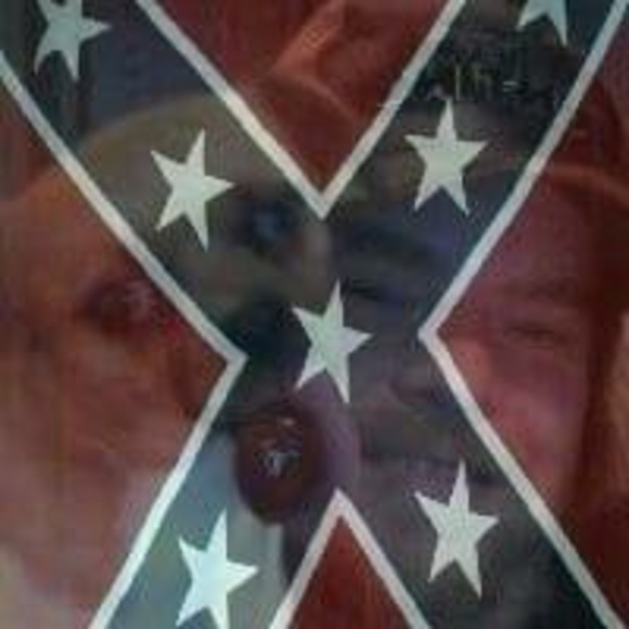 Profile Picture of Scott Ely (@scottaely) on Poshmark