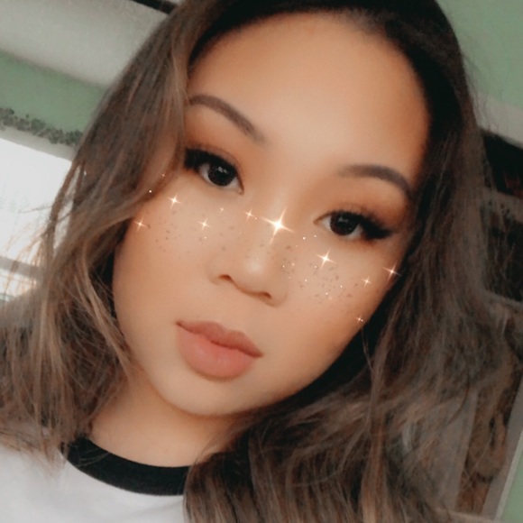 Profile Picture of Caitlin Huynh (@caitlinhuynh) on Poshmark