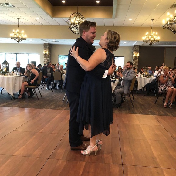 Profile Picture of Dayna Cooper (@daynadcooper) on Poshmark