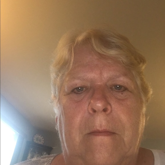 Marge Salstrom - Poshmark Profile Picture of Marge Salstrom (@msalstr1) on Poshmark