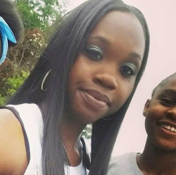 Profile Picture of Avitrus Pettitt (@avitrusp) on Poshmark