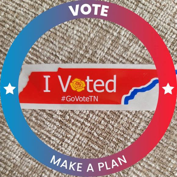 Profile Picture of Nova King (@novaking873) on Poshmark