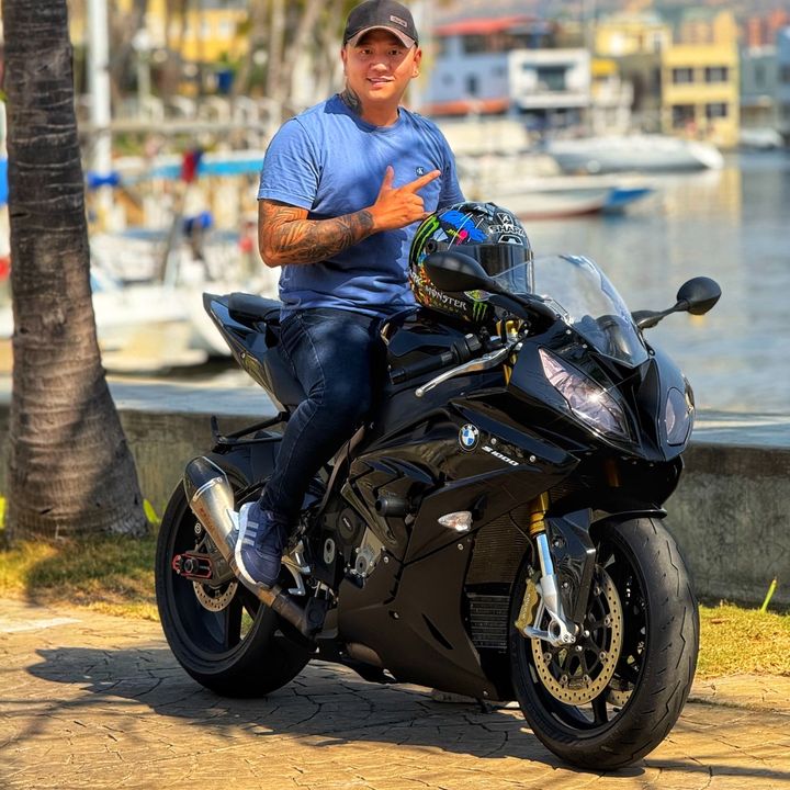 Profile Picture of Kenny tailamlong (@tailamlong) on Tiktok