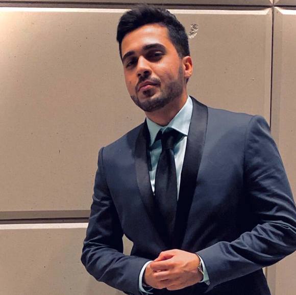 Profile Picture of Amir Irani (@amir_ooo94) on Poshmark