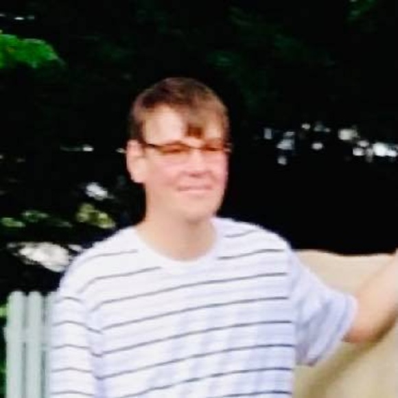 Profile Picture of Joseph r Krolczyk (@joekrolczyk56) on Poshmark