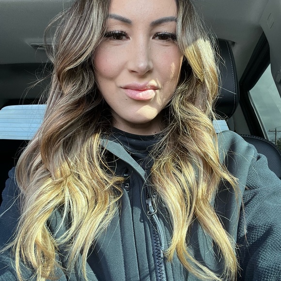 Profile Picture of Sam Cucullu (@sdmcucullu) on Poshmark
