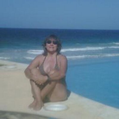 Profile Picture of Cecilia Adrián (@chachy576) on Twitter