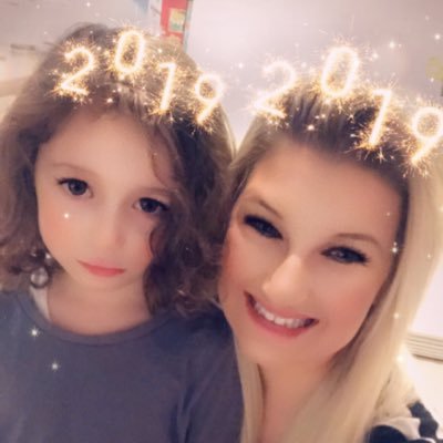 Profile Picture of Kim Ruetsche (@DisneyQueen83) on Twitter