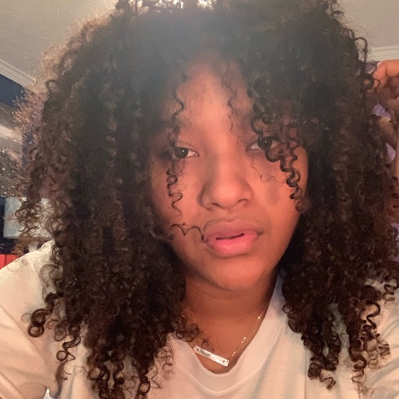 Profile Picture of Jazmine Morris (@jazmine4morris) on Poshmark