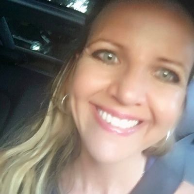 Profile Picture of Eva Aliferis (@RWEARLWOOD2206) on Twitter