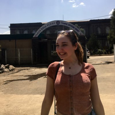 Profile Picture of Amaya Fields (@maya0pinion) on Twitter