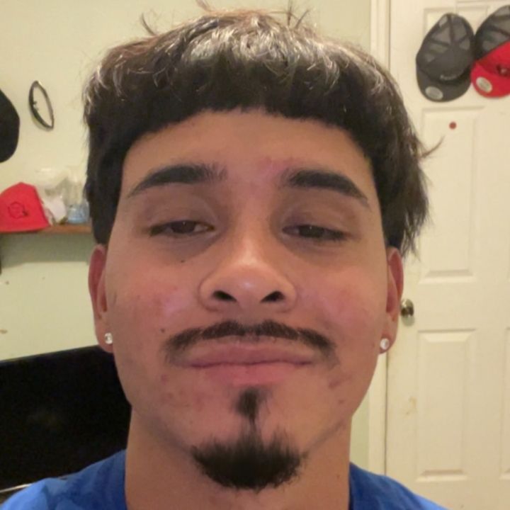 Profile Picture of @aarttxncr77 (@aaronalday200) on Tiktok
