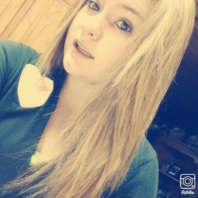 Profile Picture of Alyssa Ledbetter (@1678a26909e4455) on Twitter