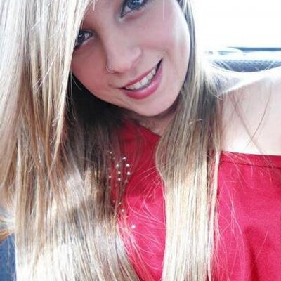 Profile Picture of Isabelle Campos (@isacampos__) on Twitter