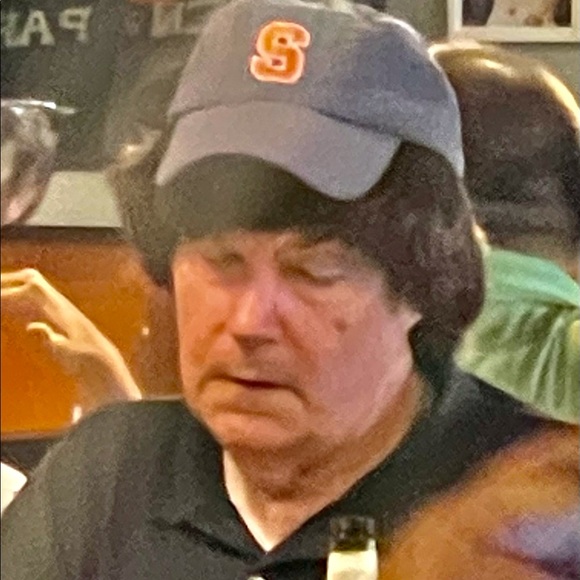 Profile Picture of David Munger (@david_munger) on Poshmark