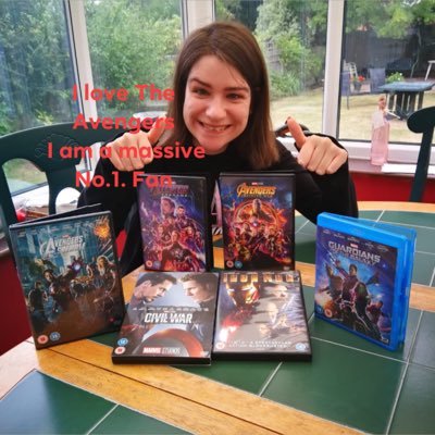 Profile Picture of Mairead Hayes (@pinkfizz92) on Twitter