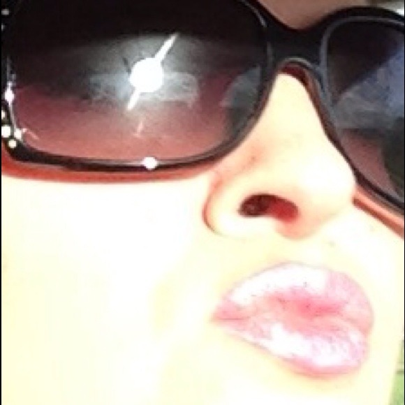 Profile Picture of Wendy Siepler (@wendy4469) on Poshmark