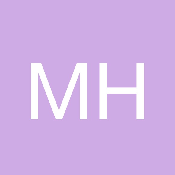 Profile Picture of Matthew Hutton (@mrhutton74) on Poshmark